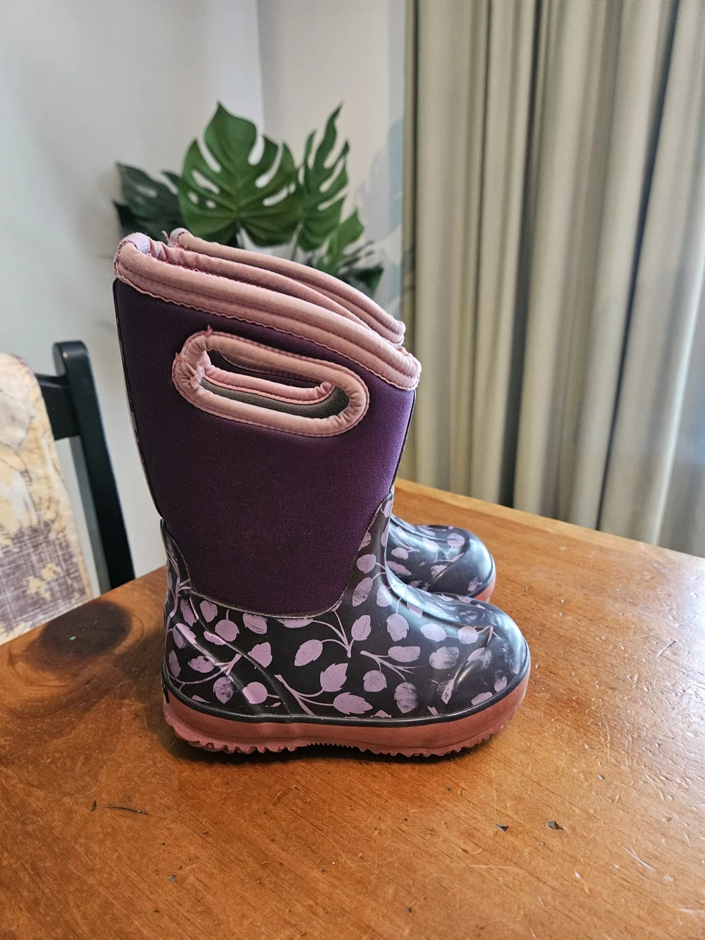 Bogs Kids Purple and Pink Floral Waterproof Rain Boots